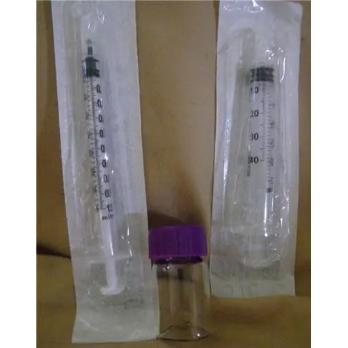 Glass Vial 2.5 Dram with Screw Top and Two Syringes 1ml and 3ml Piccardmeds4pets.com